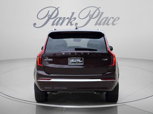 Mulberry Red Metallic 2026 Volvo XC90 Plug-In Hybrid Ultra, T8 AWD, Electric/Gasoline, Bright, 7 Seats