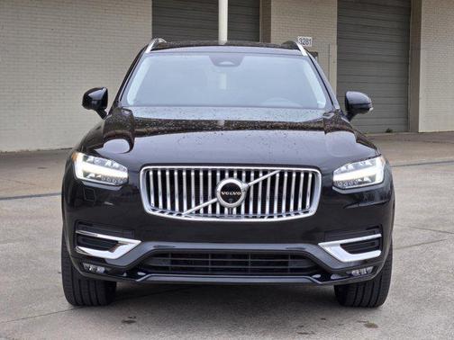 2024 Volvo XC90 B6 Plus Bright Theme 7-Seater