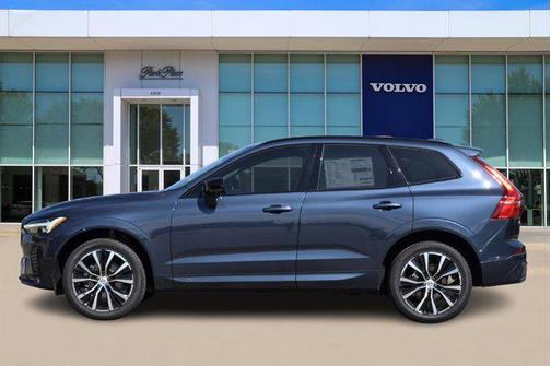 2025 Volvo XC60 B5 Plus