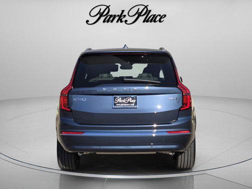 Denim Blue Metallic 2026 Volvo XC90 B6 Ultra 7-Seater