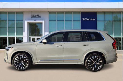 2026 Volvo XC90 B6 Plus 7-Seater