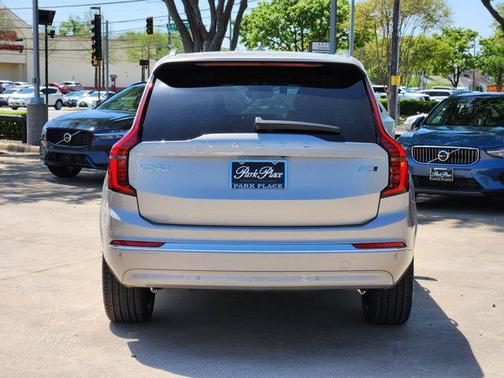2025 Volvo XC90 B5 Plus 7-Seater