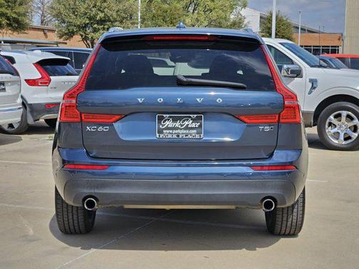 2018 Volvo XC60 T5 Momentum