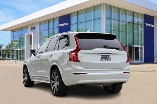 2024 Volvo XC90 Recharge Plug-In Hybrid T8 Plus 6-Seater