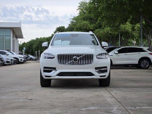 2024 Volvo XC90 Recharge Plug-In Hybrid T8 Plus 6-Seater