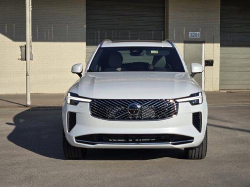 2026 Volvo XC90 B6 Ultra 7-Seater