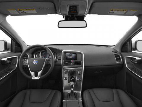 2015 Volvo XC60 T5 Platinum
