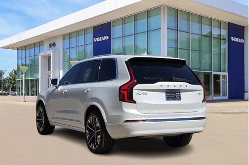 2025 Volvo XC90 Plug-In Hybrid T8 Plus 7-Seater