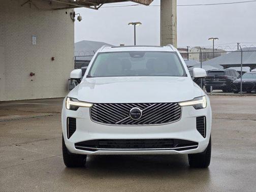 2026 Volvo XC90 B6 Ultra 6-Seater