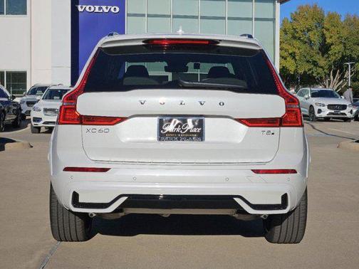 2025 Volvo XC60 Plug-In Hybrid T8 Ultra