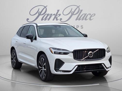 Crystal White Metallic 2024 Volvo XC60 B5 Plus Dark Theme