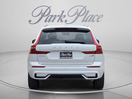 Crystal White Metallic 2024 Volvo XC60 B5 Plus Dark Theme