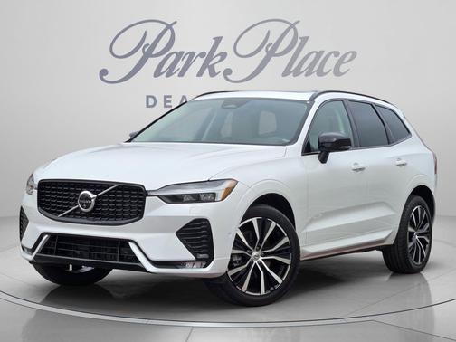 Crystal White Metallic 2024 Volvo XC60 B5 Plus Dark Theme