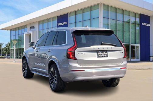 2026 Volvo XC90 B6 Plus 7-Seater