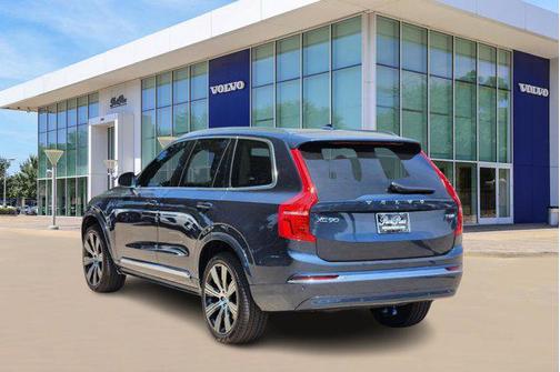 2025 Volvo XC90 Plug-In Hybrid Core