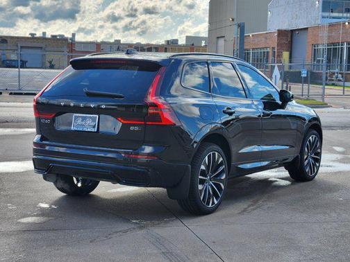 2026 Volvo XC60 B5 Ultra