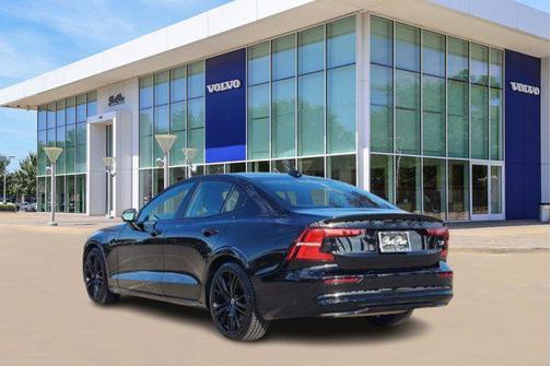 2023 Volvo S60 Recharge Plug-In Hybrid T8 Plus Black Edition