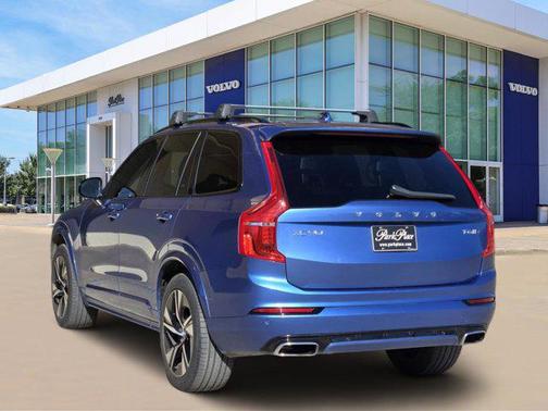 2020 Volvo XC90 T6 R-Design