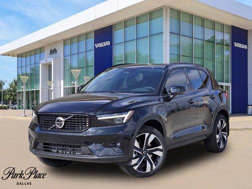 2026 Volvo XC40 Ultra, B5 AWD Gas (mild hybrid), Dark