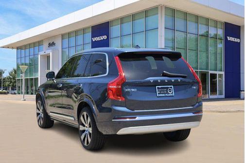 2022 Volvo XC90 T6 Inscription
