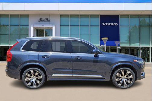 2022 Volvo XC90 T6 Inscription