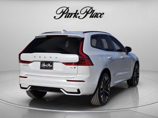 2026 Volvo XC60 B5 Ultra