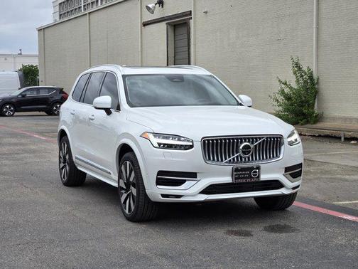 2023 Volvo XC90 Recharge Plug-In Hybrid T8 Ultimate Bright Theme 7-Seater