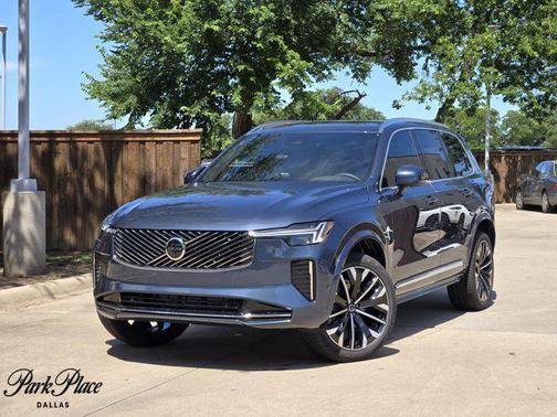 2025 Volvo XC90 B5 Plus 7-Seater