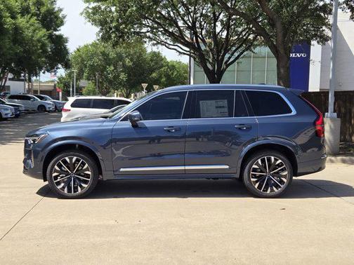 2025 Volvo XC90 B5 Plus 7-Seater