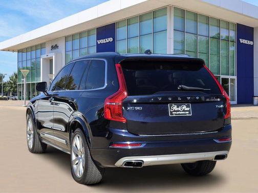 2019 Volvo XC90 T6 Inscription