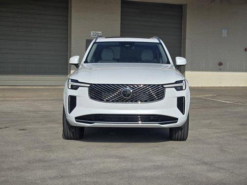 2026 Volvo XC90 B6 Ultra 7-Seater