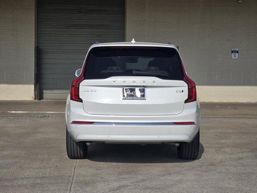 2026 Volvo XC90 B6 Ultra 7-Seater