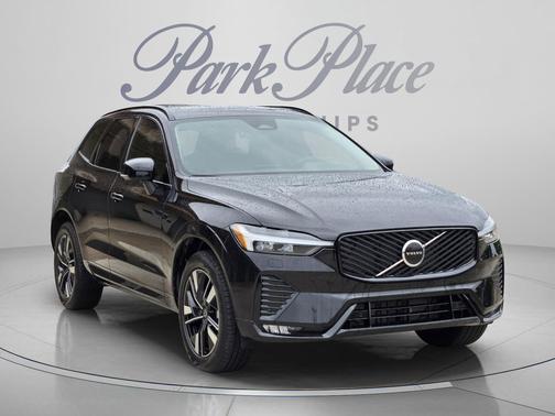 Onyx Black Metallic 2026 Volvo XC60 B5 Core