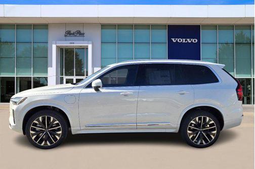 2025 Volvo XC90 Plug-In Hybrid T8 Ultra 6-Seater
