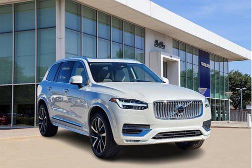 2025 Volvo XC90 B6 Plus 7-Seater