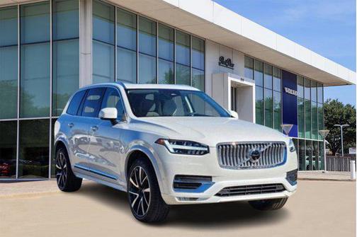 2025 Volvo XC90 B6 Plus 7-Seater