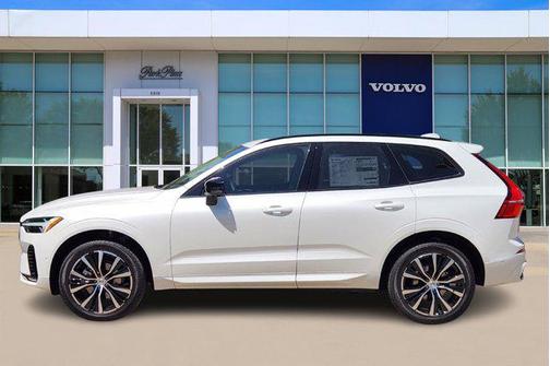 2025 Volvo XC60 B5 Plus