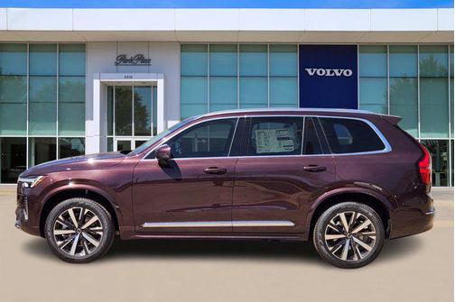 2025 Volvo XC90 B5 Core