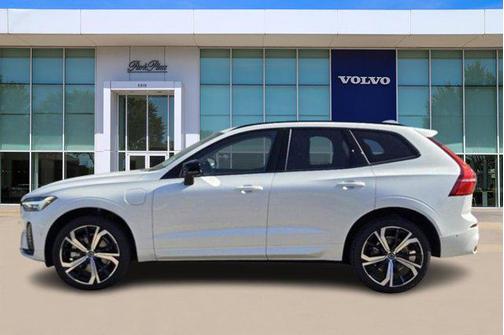 2025 Volvo XC60 Plug-In Hybrid T8 Ultra