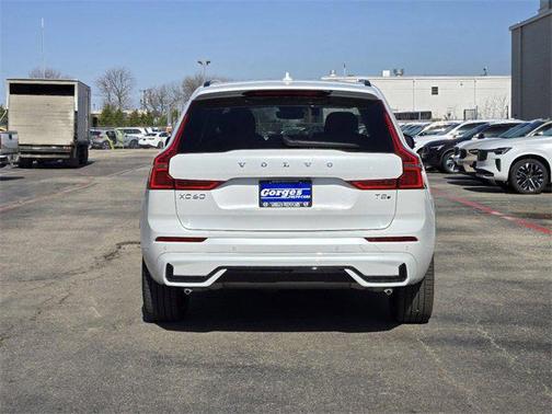 2025 Volvo XC60 Plug-In Hybrid T8 Ultra
