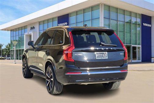 2025 Volvo XC90 B6 Plus 7-Seater
