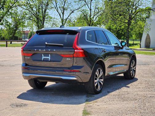 2022 Volvo XC60 B6 Inscription