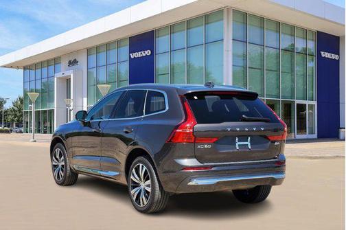 2022 Volvo XC60 B6 Inscription