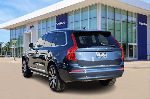2025 Volvo XC90 B6 Plus 7-Seater