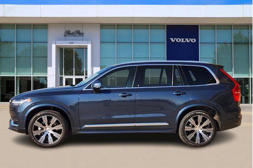2025 Volvo XC90 B6 Plus 7-Seater