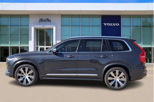 2022 Volvo XC90 T6 Inscription