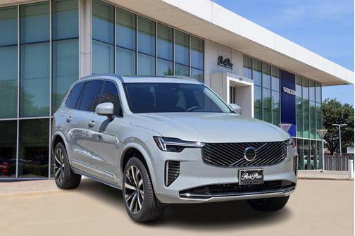 2025 Volvo XC90 B6 Core
