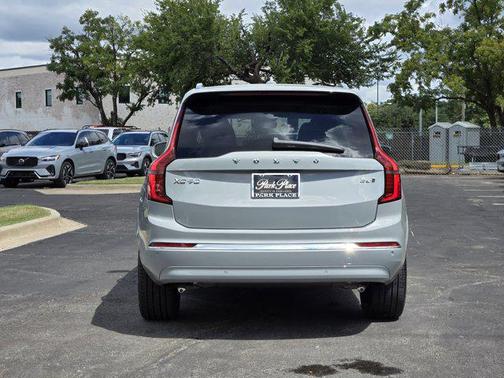 2026 Volvo XC90 B6 Ultra 7-Seater