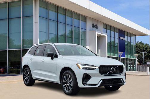 2025 Volvo XC60 B5 Core