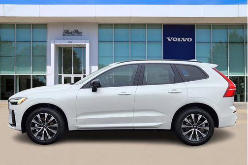 2025 Volvo XC60 B5 Core
